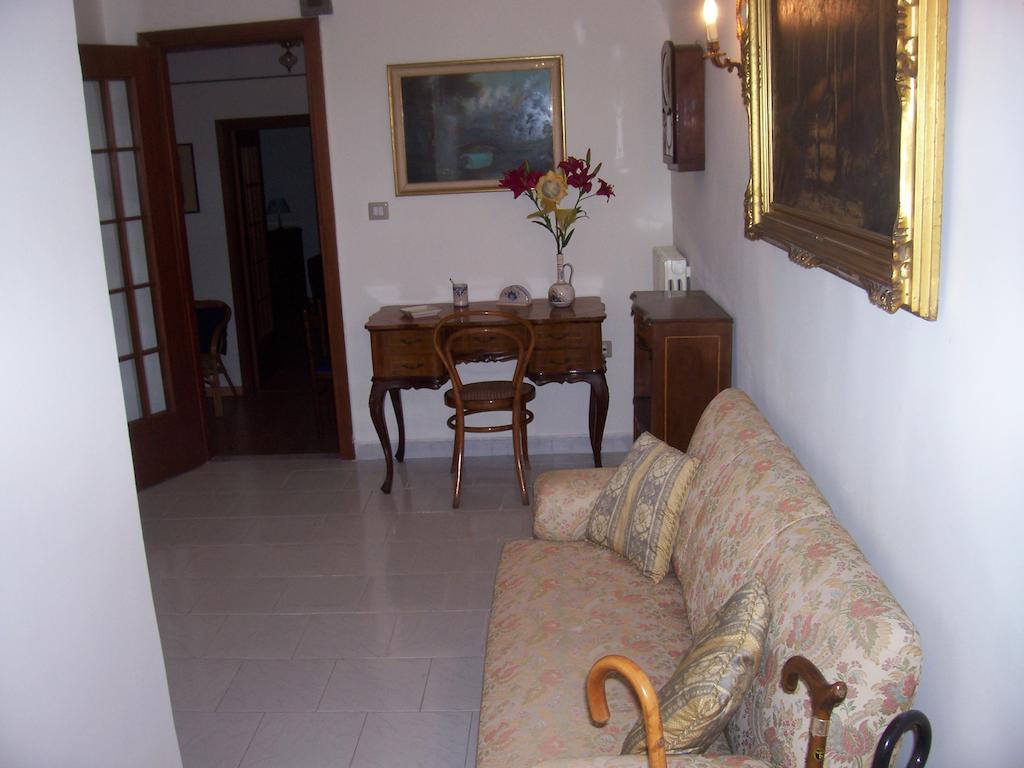 Il Giglio Rosso Apartment Naples Room photo
