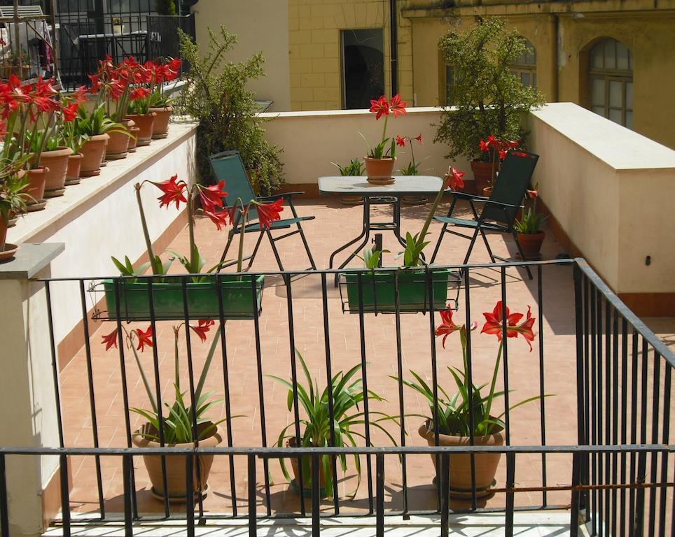 Il Giglio Rosso Apartment Naples Room photo